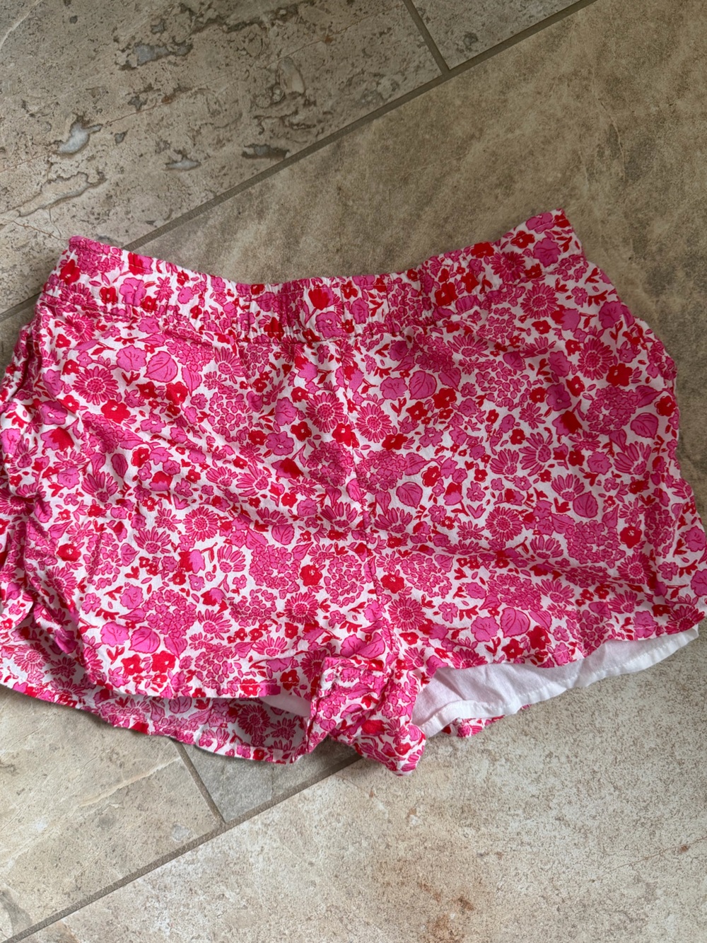 Vineyard Vines Pink Floral Elastic Waist Shorts